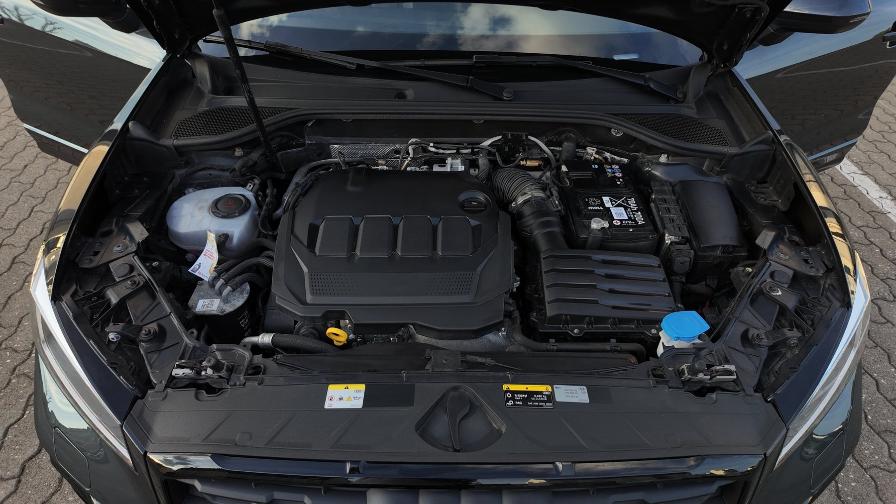 Motorraum gereinigt – Antons Detailstudio Bamberg